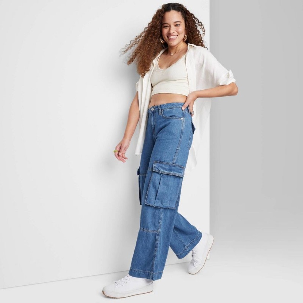 Wild Fable mid rise baggy cargo jean size 00